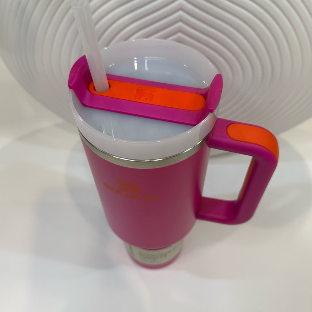 Rare Color! Stanley Vivid Violet Quencher H2.0 40oz Tumbler with Handle NWT - Picture 2 of 16